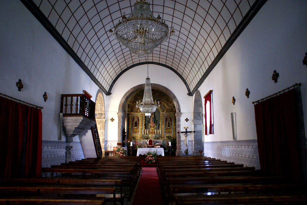 Igreja_de_Nossa_Senhora_das_Neves,_nave,_Norte_Grande,_Velas,_São_Jorge,_Açores 2